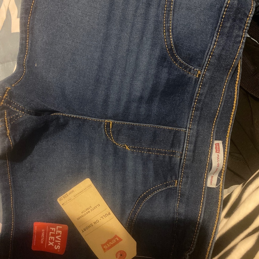 Levi’s shorts